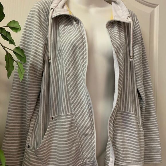 Onque Casuals Jacket  - Picture 5 of 7